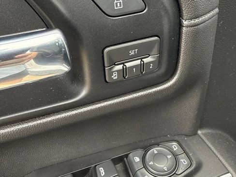 Used 2019 Chevrolet Silverado 1500 LTZ w/ LTZ Texas Edition AWD/4WD image 11