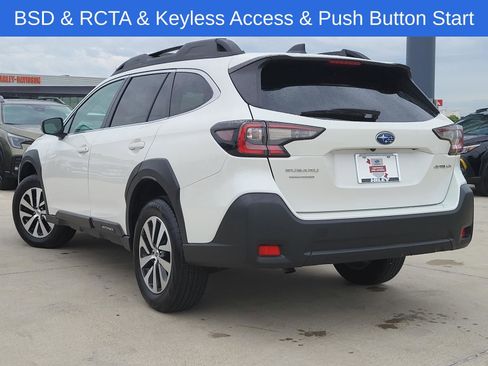 Certified 2025 Subaru Outback Premium AWD/4WD image 3