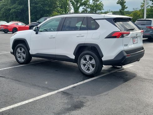 Certified 2025 Toyota RAV4 XLE AWD/4WD image 4