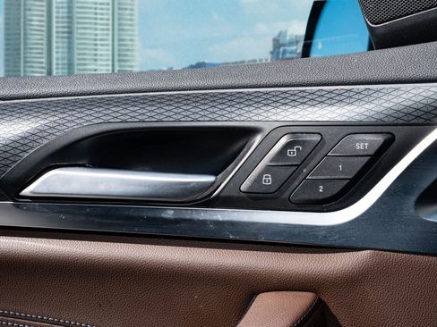 Used 2023 BMW X4 M40i w/ Premium Package image 27