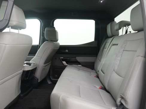 Used 2025 Toyota Tundra Limited image 16