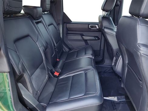 Used 2025 Ford Bronco Outer Banks image 31