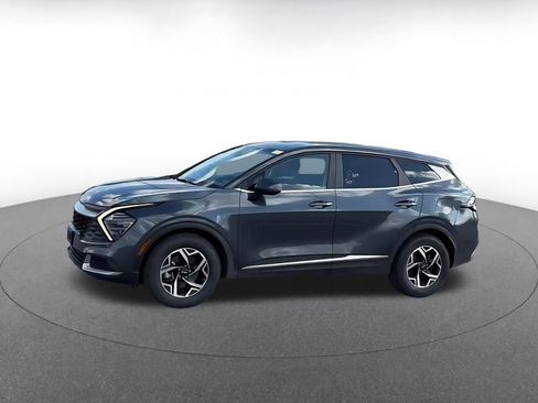 Used 2024 Kia Sportage LX image 8