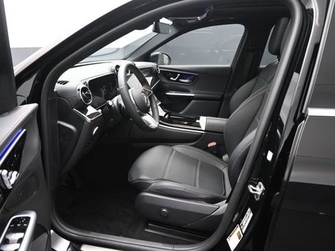 Certified 2023 Mercedes-Benz GLC 300 4MATIC image 9