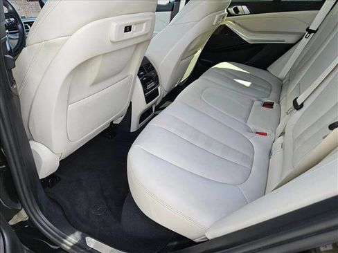 Used 2021 BMW X5 xDrive40i w/ Convenience Package AWD/4WD image 19