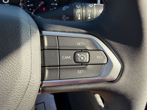 New 2026 Jeep Compass Latitude AWD/4WD image 17