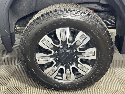 New 2026 GMC Sierra 2500 Denali w/ Denali Reserve Package AWD/4WD image 35