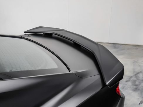 Used 2018 Chevrolet Camaro ZL1 RWD image 17