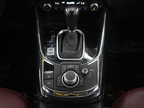 Used 2023 MAZDA CX-9 Carbon Edition image 19