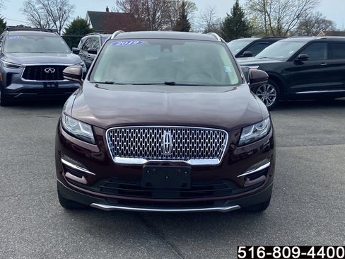 Used 2019 Lincoln MKC Reserve w/ MKC Climate Package AWD/4WD image 2