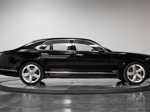 Used 2016 Bentley Mulsanne Speed image 19