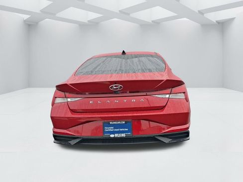 Certified 2023 Hyundai Elantra SEL w/ Convenience Package image 6