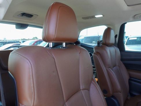 Used 2020 Subaru Ascent Touring w/ Popular Package #2A image 13