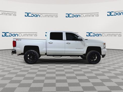 Used 2018 Chevrolet Silverado 1500 LT w/ All Star Edition image 9