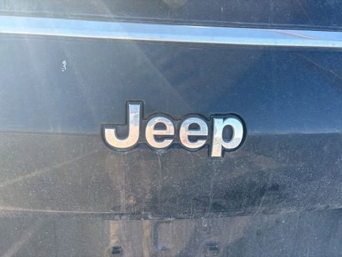 Used 2021 Jeep Grand Cherokee L Limited image 18