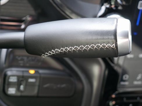 Used 2024 RAM 2500 Limited image 29