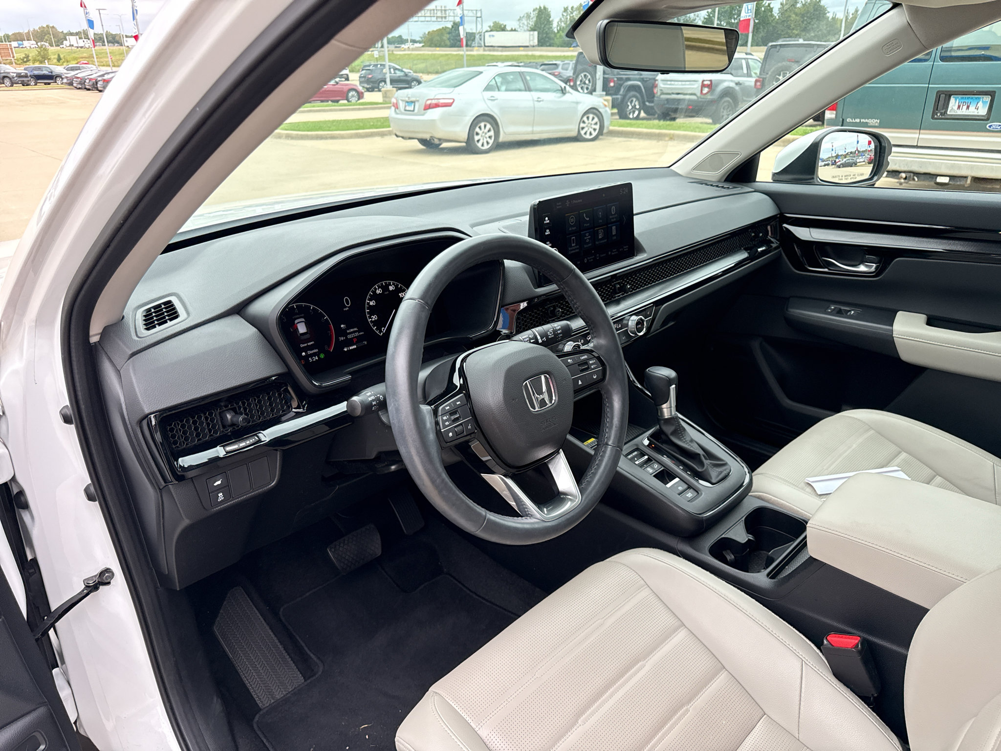 Used 2024 Honda CR-V EX-L image 10
