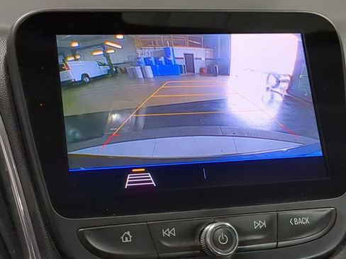 Used 2020 Chevrolet Malibu LT FWD image 33