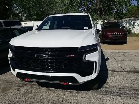 Certified 2023 Chevrolet Tahoe Z71 w/ Luxury Package image 11