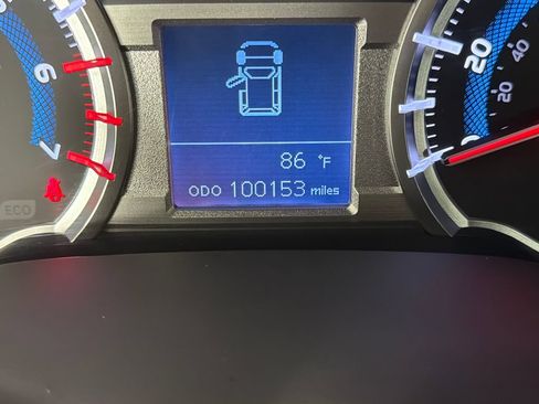 Used 2018 Toyota 4Runner SR5 Premium AWD/4WD image 10