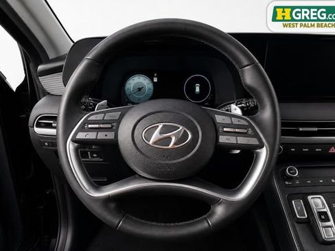 Used 2024 Hyundai Palisade Limited FWD image 14