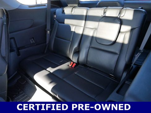 Certified 2022 Ford Explorer XLT w/ Equipment Group 202A image 17