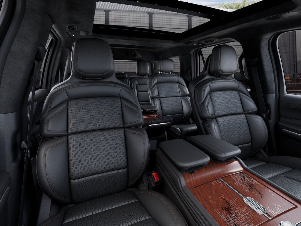 New 2027 Lincoln Navigator Black Label AWD/4WD image 10