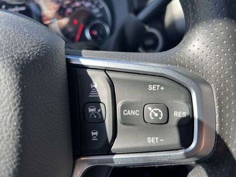 Used 2025 RAM 3500 Tradesman image 21