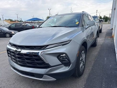 Used 2024 Chevrolet Blazer LT w/ Convenience Package FWD image 1