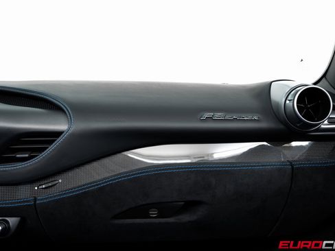 Used 2022 Ferrari F8 Tributo image 37
