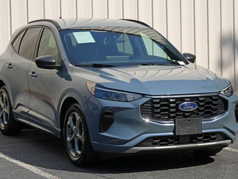Used 2023 Ford Escape ST-Line w/ Tech Pack #1 FWD image 50
