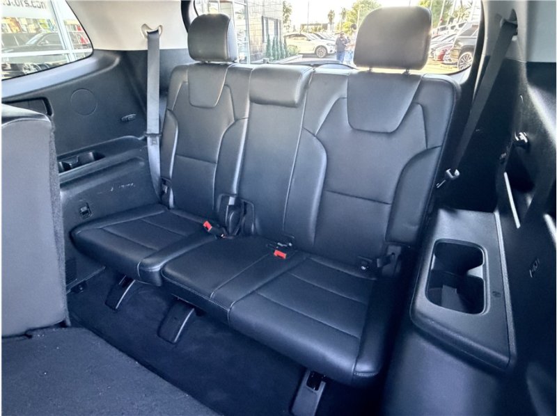 Used 2020 Kia Telluride LX FWD image 19
