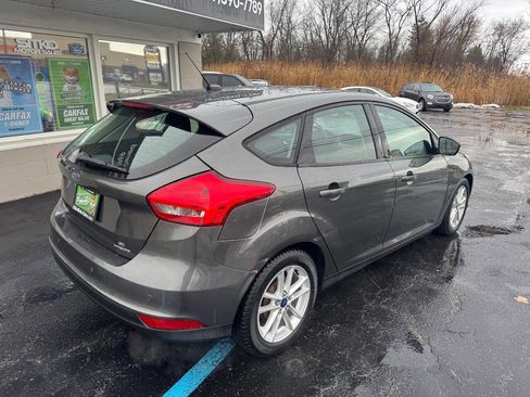 Used 2015 Ford Focus SE image 5