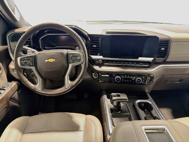 Certified 2022 Chevrolet Silverado 1500 LTZ w/ LTZ Premium Package AWD/4WD image 22