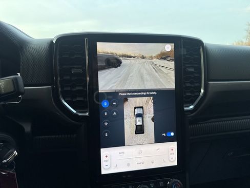 New 2025 Ford Ranger XLT w/ Equipment Group 301A High image 29