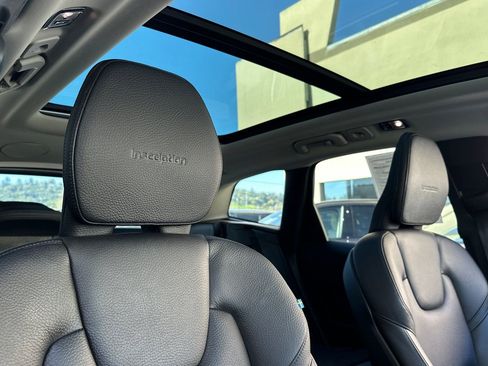 Used 2020 Volvo XC60 T6 Inscription image 19