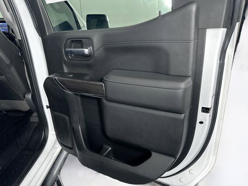 Used 2019 Chevrolet Silverado 1500 LTZ image 29