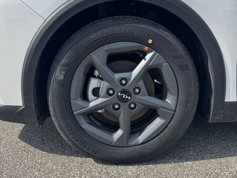 New 2026 Kia K4 LXS image 9