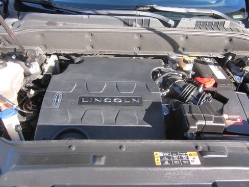 Used 2016 Lincoln MKX Reserve w/ Technology Package image 17