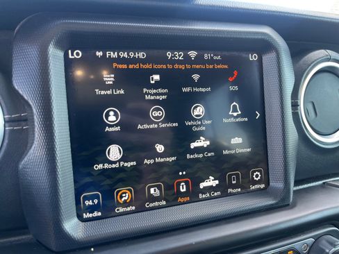 Used 2020 Jeep Gladiator Overland AWD/4WD image 27