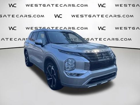 Used 2024 Mitsubishi Outlander SEL FWD image 5