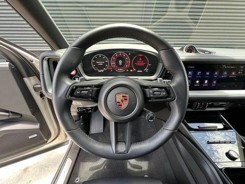Certified 2026 Porsche Cayenne S AWD/4WD image 24