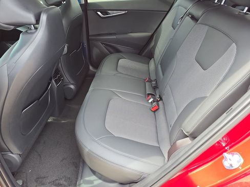 New 2026 Kia Niro Wind FWD image 17