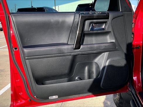 Used 2023 Toyota 4Runner TRD Off-Road Premium image 21