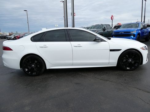 Used 2024 Jaguar XF R-Dynamic SE image 4