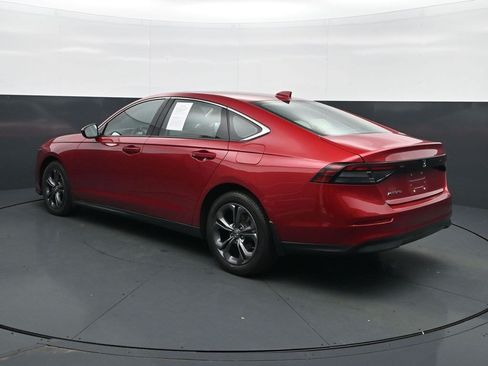 Used 2023 Honda Accord EX image 5