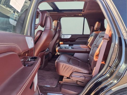 Used 2021 Lincoln Navigator Black Label AWD/4WD image 32