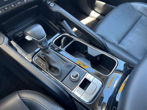 Used 2024 Kia Telluride S w/ S Sunroof Package FWD image 24