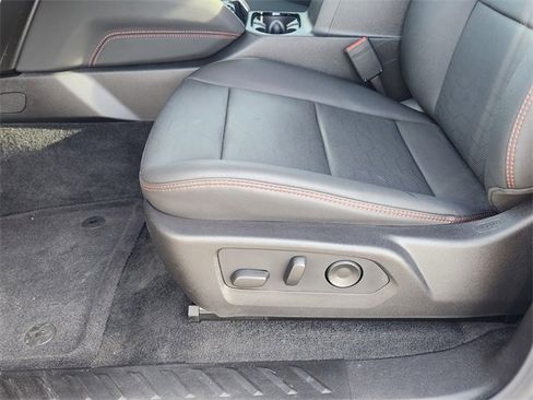 Used 2025 Chevrolet Colorado Z71 w/ Z71 Convenience Package 2 image 18