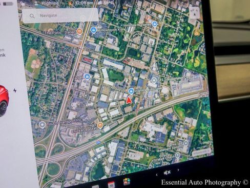 Used 2020 Tesla Model 3 Performance image 18